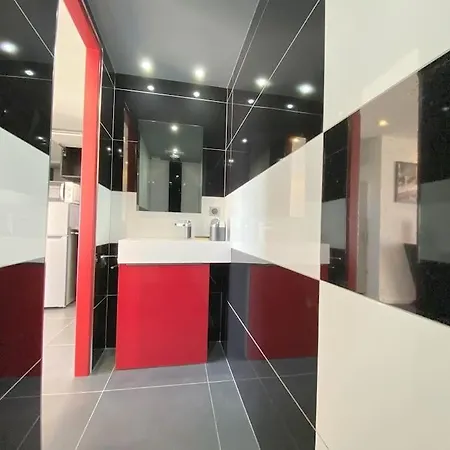 383, Port Nature 3 Au Village Naturiste Apartment *