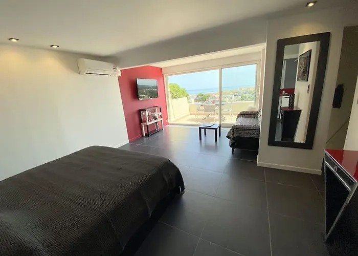 383, Port Nature 3 Au Village Naturiste * Agde